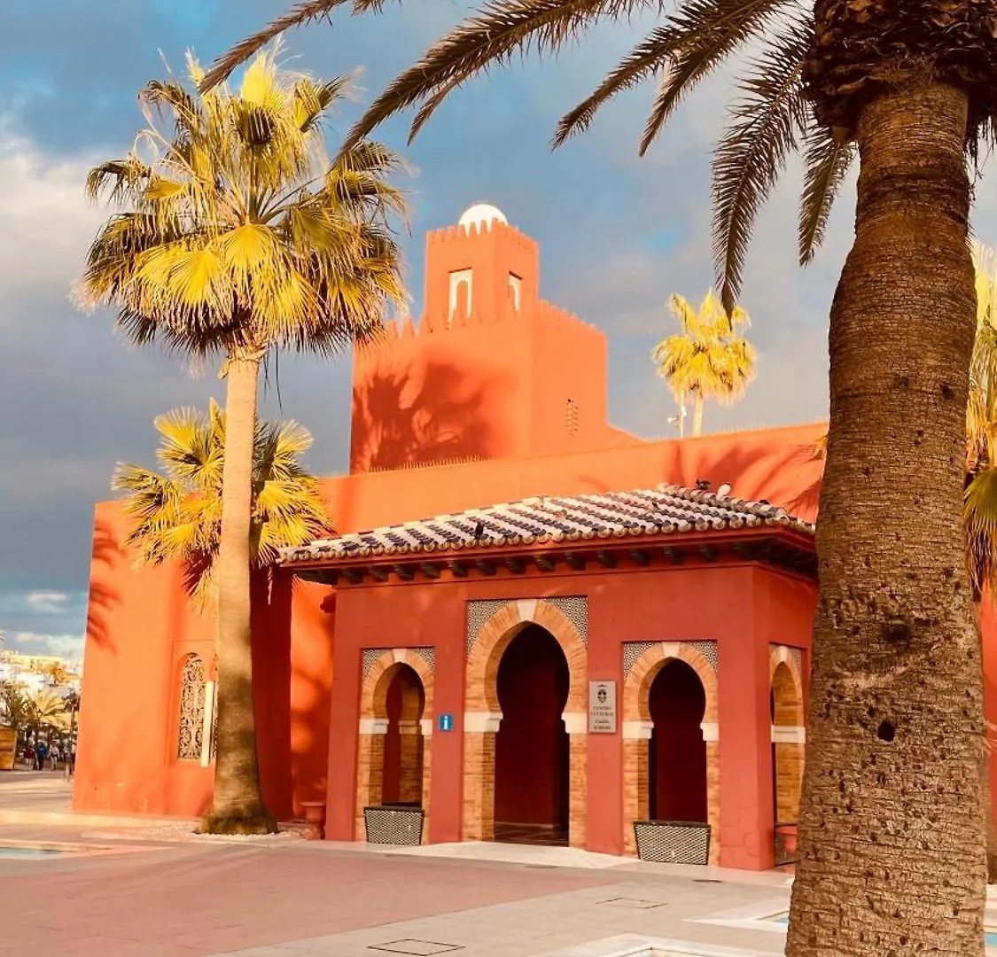 Bed & Breakfast Benalmadena ,Apartamento-Estudio Primera Linea De Playa