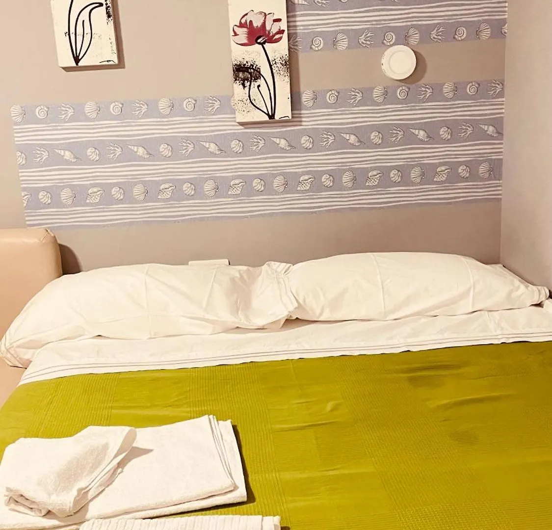 Benalmadena ,Apartamento-Estudio Primera Linea De Playa