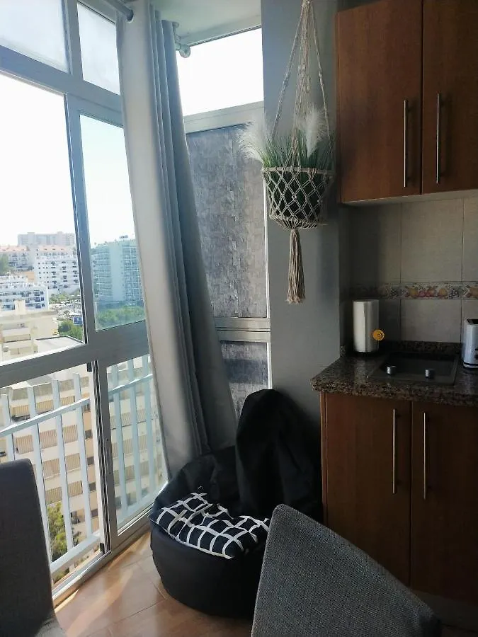 Benalmadena ,Apartamento-Estudio Primera Linea De Playa 0*,